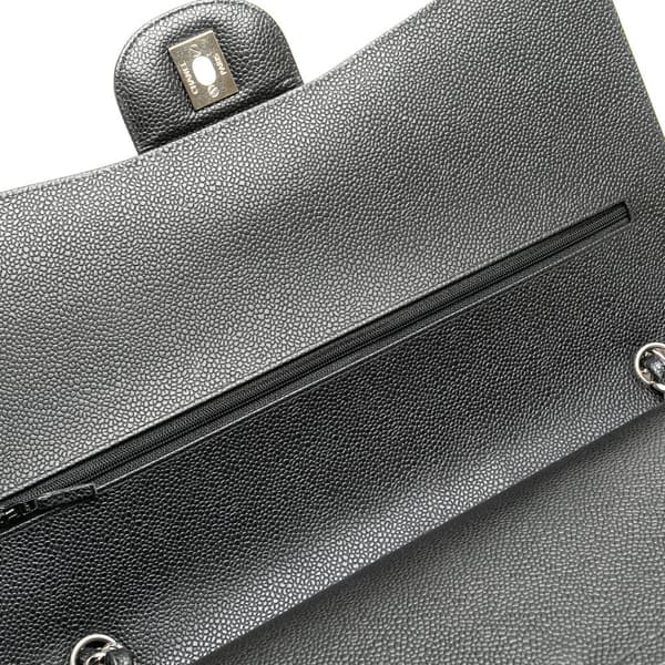 Pre-owned Chanel Maxi Classic Caviar Double Flap Black