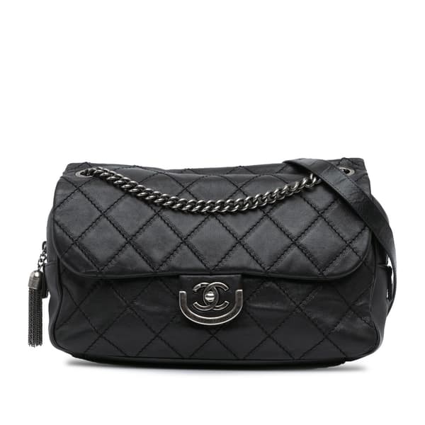 Pre-owned Chanel Paris Edinburgh Jumbo Calfskin Coco Sporran Flap Black