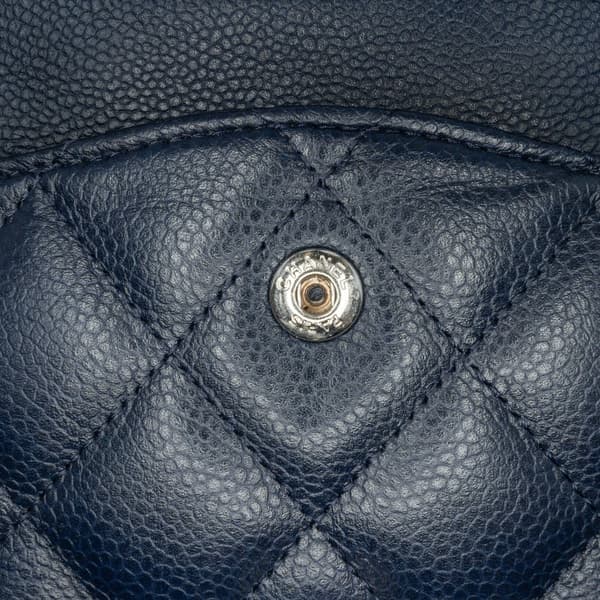 Pre-owned Chanel Jumbo Classic Caviar Double Flap Blue