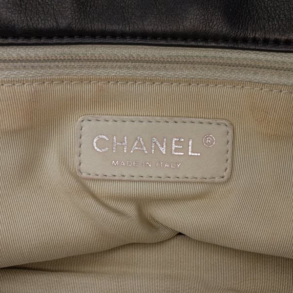 Pre-owned Chanel Jumbo Calfskin Canebiers Net Flap Black