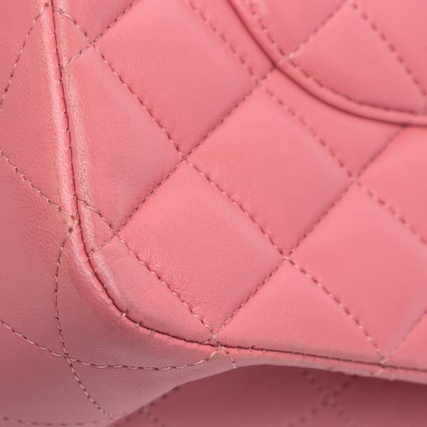 Pre-owned Chanel Medium Classic Lambskin Double Flap Pink