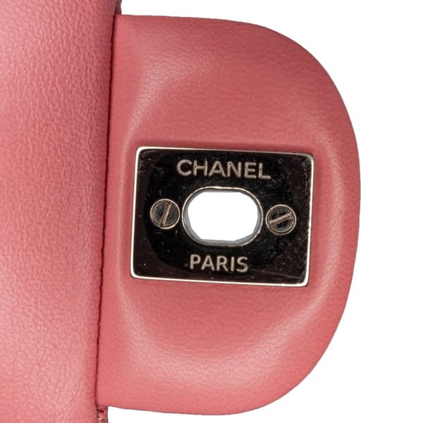 Pre-owned Chanel Medium Classic Lambskin Double Flap Pink