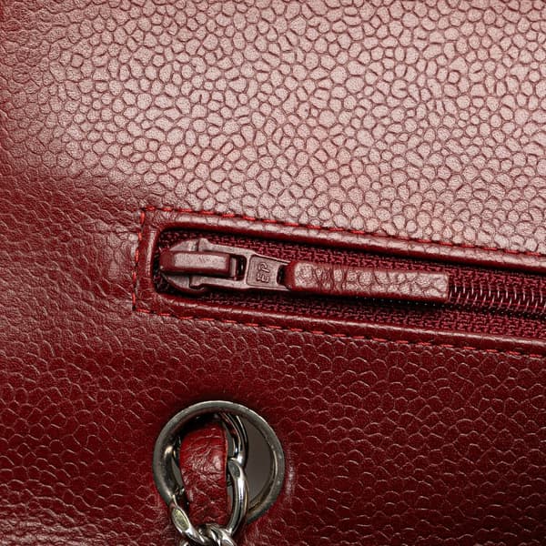 Pre-owned Chanel Medium Classic Caviar Double Flap Red