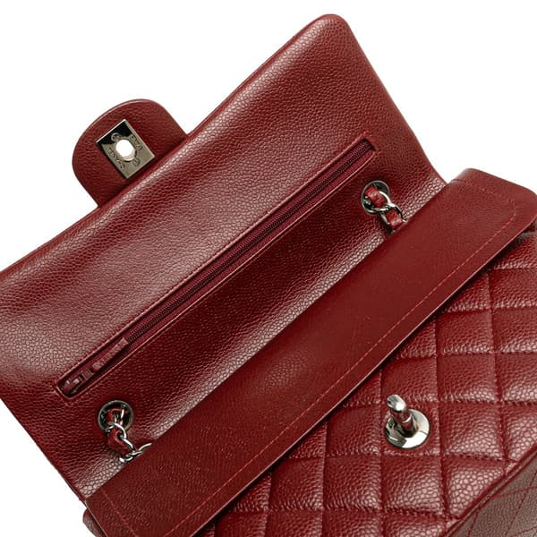 Pre-owned Chanel Medium Classic Caviar Double Flap Red