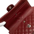 Miniatyrbillede 9 af 10: Pre-owned Chanel Medium Classic Caviar Double Flap Red