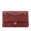 Miniatyrbillede 1 af 10: Pre-owned Chanel Medium Classic Caviar Double Flap Red