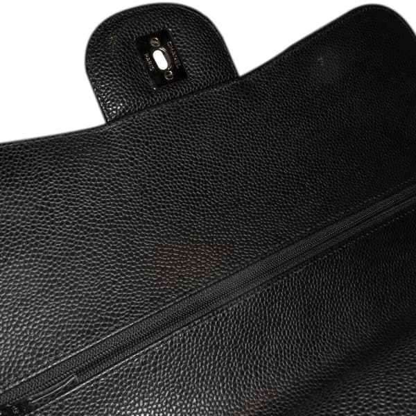 Pre-owned Chanel Jumbo Classic Caviar Double Flap Black