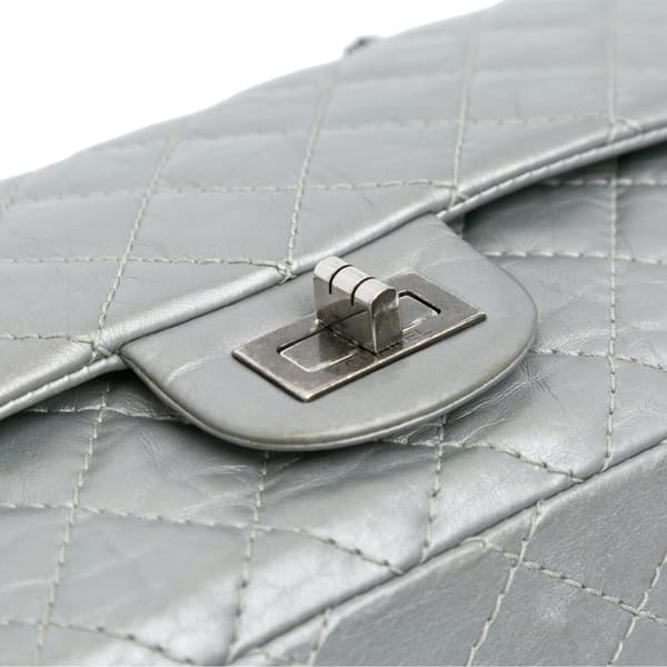 Pre-owned Chanel Reissue 2.55 Aged Calfskin Flap 225 Silver