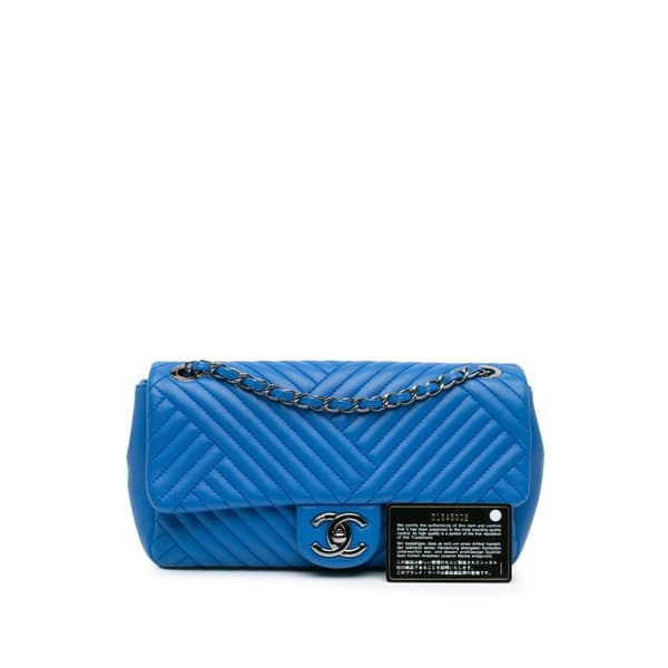 Pre-owned Chanel Medium Lambskin CC Crossing Flap Blue