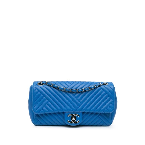 Pre-owned Chanel Medium Lambskin CC Crossing Flap Blue