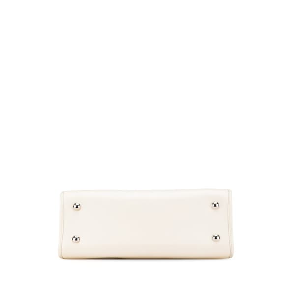 Pre-owned Louis Vuitton Epi Madeleine GM White