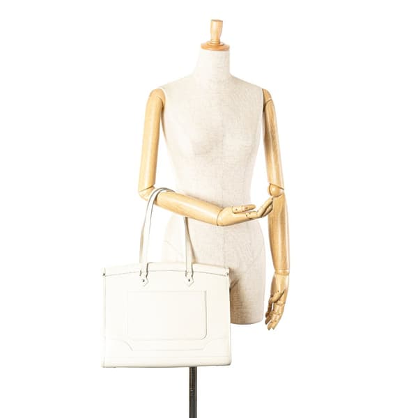 Pre-owned Louis Vuitton Epi Madeleine GM White