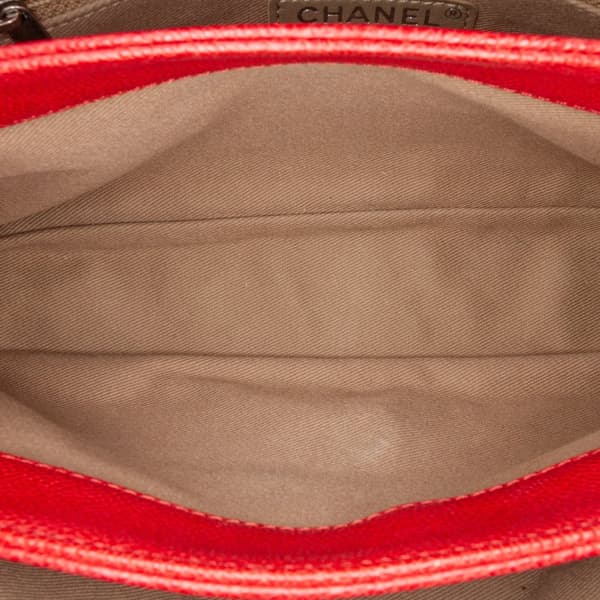 Pre-owned Chanel Medium Quilted Caviar Simply CC Flap Red