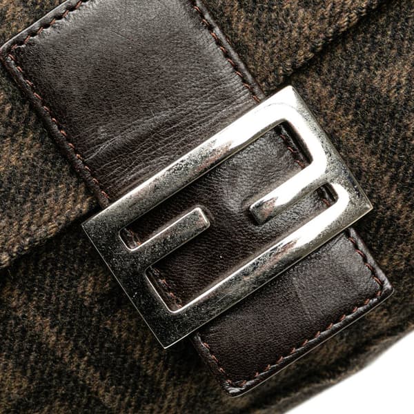 Pre-owned Fendi Wool Mamma Baguette Brown