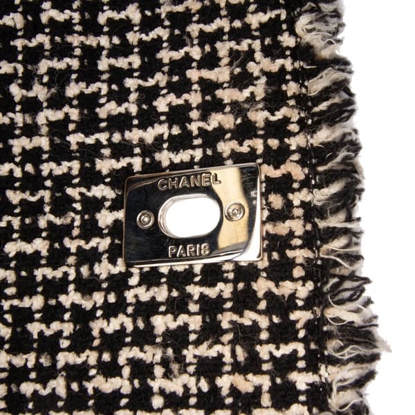 Pre-owned Chanel Lambskin Tweedy Flap Brown
