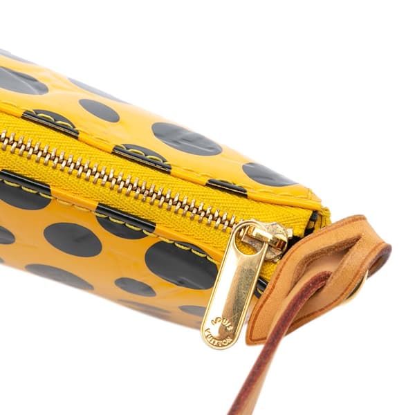 Pre-owned Louis Vuitton Yayoi Kusama Monogram Vernis Dots Infinity Pochette Accessoires Yellow
