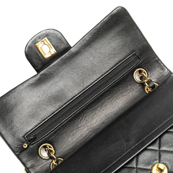 Pre-owned Chanel Small Classic Lambskin Double Flap Black