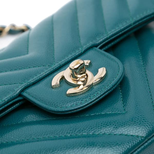 Pre-owned Chanel Small Classic Chevron Caviar Double Flap Blue