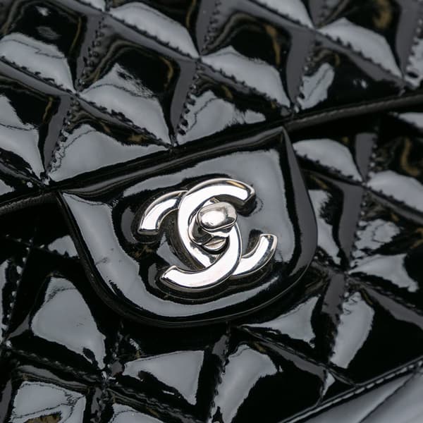 Pre-owned Chanel Medium Classic Patent Double Flap Black