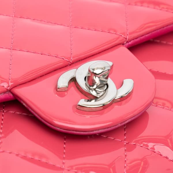 Pre-owned Chanel Medium Classic Patent Double Flap Pink