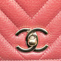 Miniatyrbild 8 av 10: Pre-owned Chanel Medium Chevron Calfskin Statement Flap Pink