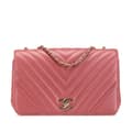 Miniatyrbild 1 av 10: Pre-owned Chanel Medium Chevron Calfskin Statement Flap Pink