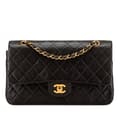 Miniatyrbild 1 av 10: Pre-owned Chanel Medium Classic Lambskin Double Flap Black
