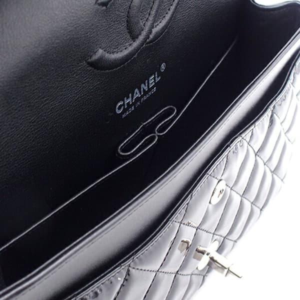 Pre-owned Chanel Medium Classic Bicolor Patent Double Flap Pink