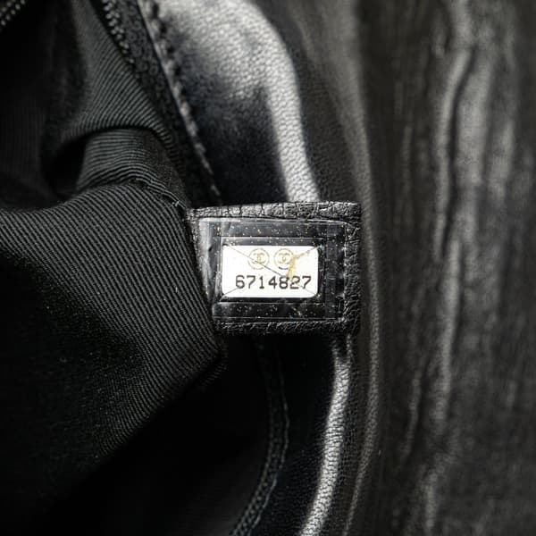 Pre-owned Chanel CC Choco Bar Lambskin Shoulder Bag Black