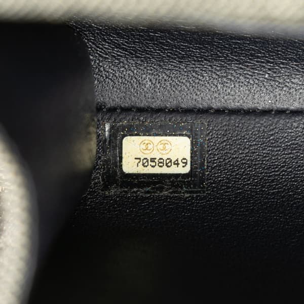 Pre-owned Chanel CC Choco Bar Denim Chain Flap Gray