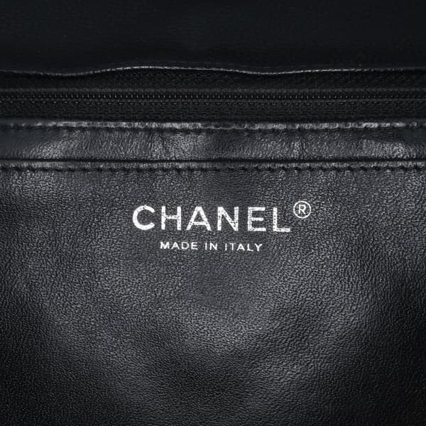Pre-owned Chanel Jumbo Classic Caviar Single Flap Black