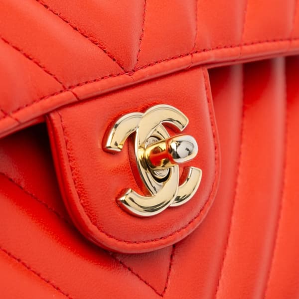 Pre-owned Chanel Small Classic Chevron Lambskin Double Flap Orange