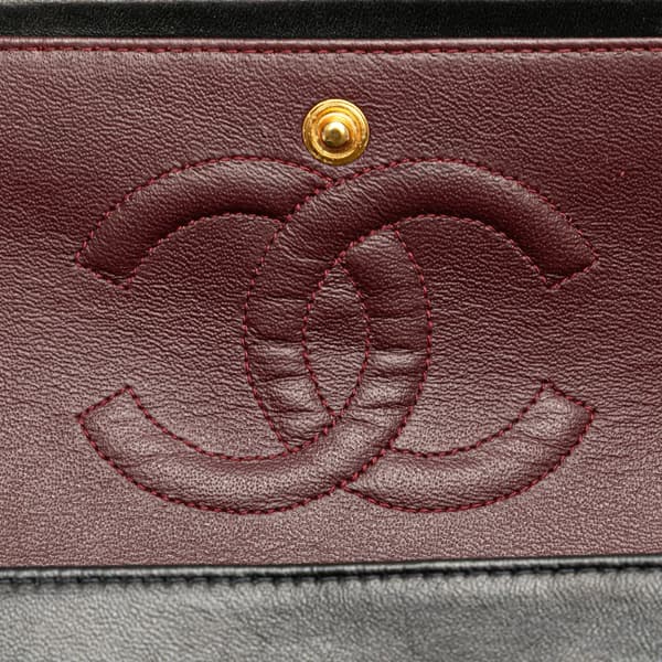 Pre-owned Chanel Medium Classic Lambskin Double Flap Black