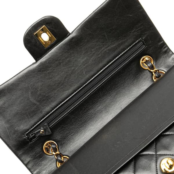 Pre-owned Chanel Medium Classic Lambskin Double Flap Black