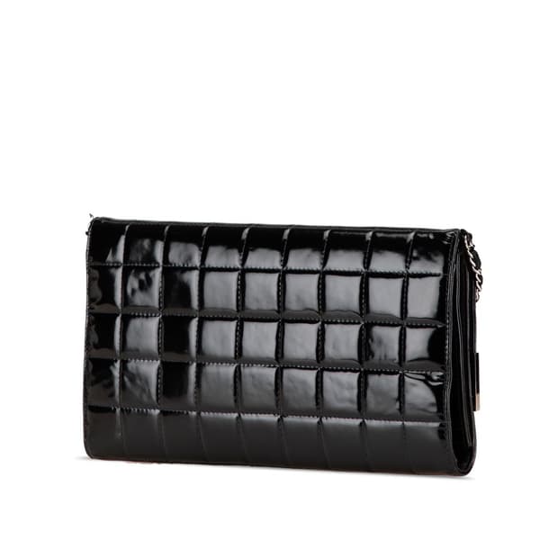 Pre-owned Chanel CC Chocolate Bar Patent Clutch on Chain Black