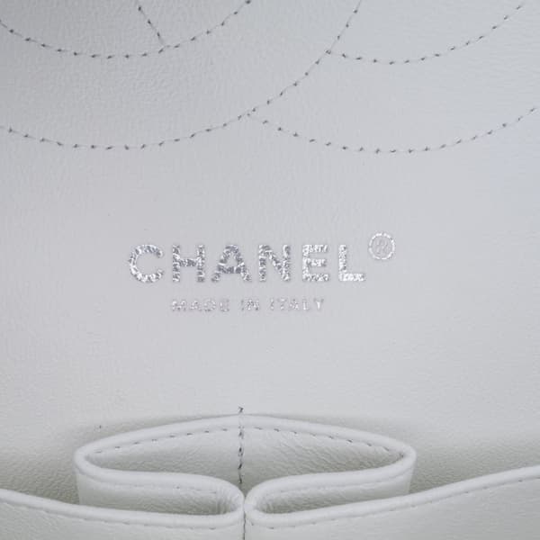 Pre-owned Chanel Jumbo Classic Caviar Double Flap White