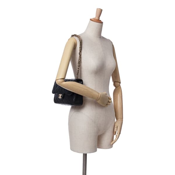Pre-owned Chanel Medium Quilted Lambskin Westminster Pearl Flap Black
