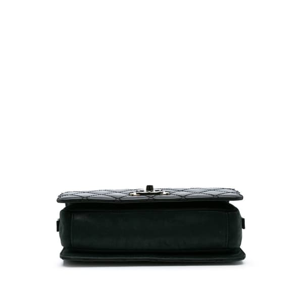 Pre-owned Chanel Quilted Calfskin Day Trip Flap Black
