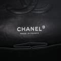 Miniatyrbild 7 av 10: Pre-owned Chanel Medium Classic Caviar Double Flap Black