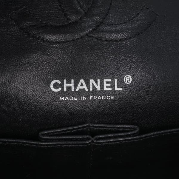 Pre-owned Chanel Medium Classic Caviar Double Flap Black