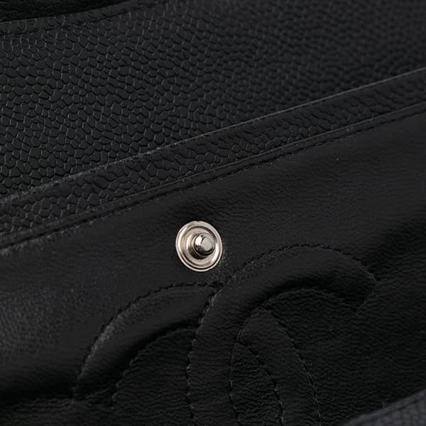 Pre-owned Chanel Medium Classic Caviar Double Flap Black