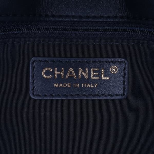 Pre-owned Chanel Medium Quilted Lambskin Mademoiselle Chic Flap Blue