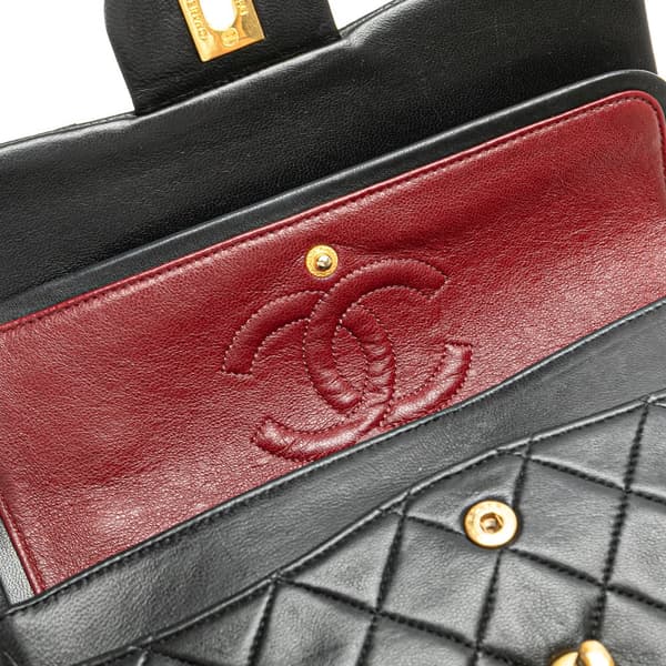 Pre-owned Chanel Small Classic Lambskin Double Flap Black