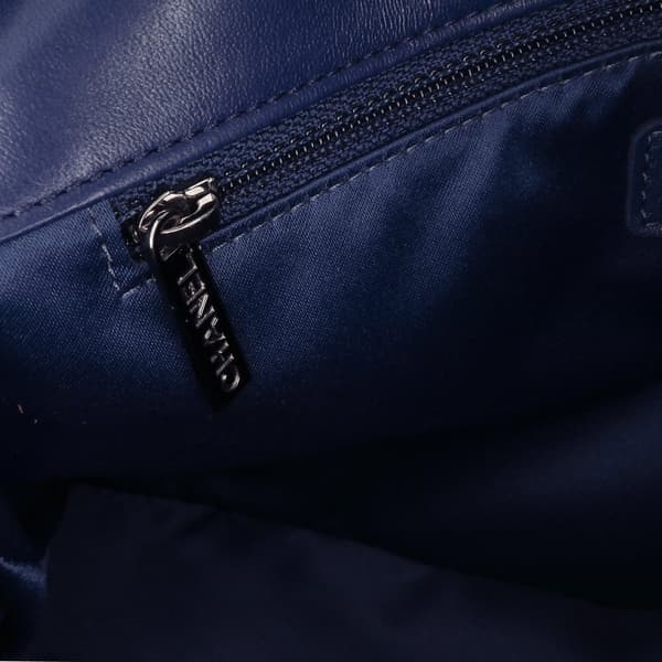 Pre-owned Chanel Large Lambskin CC Crossing Flap Blue