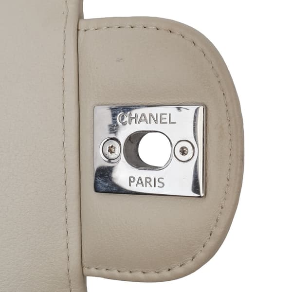 Pre-owned Chanel Small Classic Chevron Lambskin Double Flap White