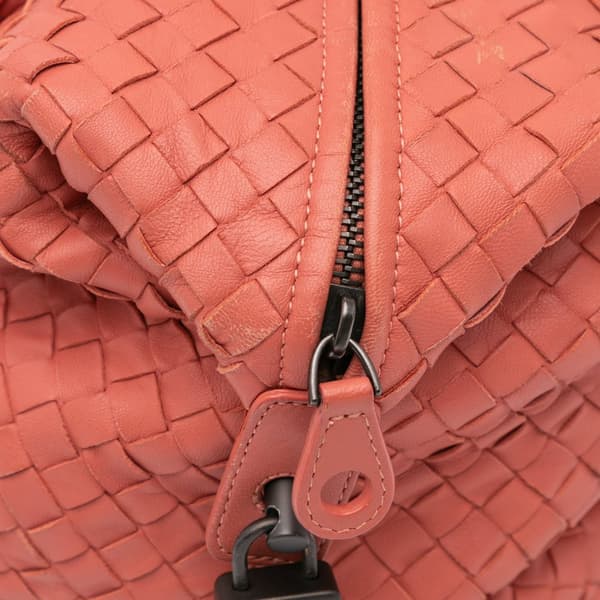Pre-owned Bottega Veneta Nappa Intrecciato Montaigne Shoulder Bag Red