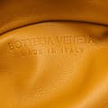 Miniatyrbillede 5 af 9: Pre-owned Bottega Veneta Lambskin Chain Pouch Yellow