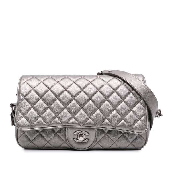 Pre-owned Chanel Medium Metallic Quilted Caviar Casual Rock Flap Gray