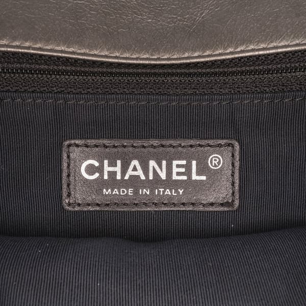 Pre-owned Chanel Medium Aged Calfskin Chain Me Flap Silver