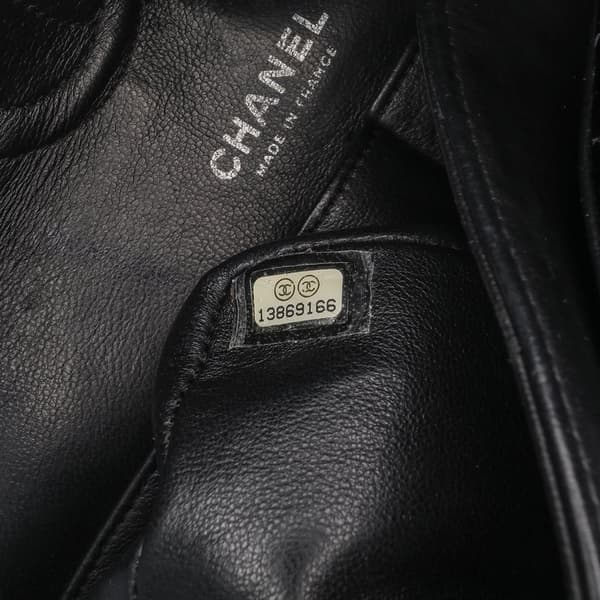 Pre-owned Chanel Medium Classic Patent Double Flap Black